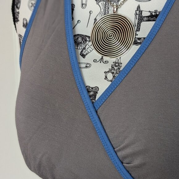 Kindred Bravely Nursing Sleep Bra Racerback Small Busty Gray Blue Like New - Picture 2 of 6